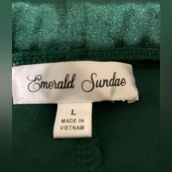 Women's clothing(428) - Picture 7 of 9